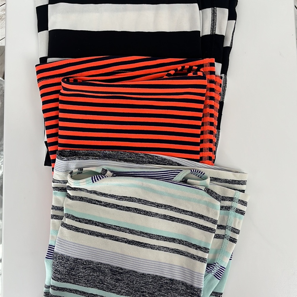 ✨BUNDLE OF 3✨ lululemon athletica “Cool Racerback” Tank, Size 8 - Picture 9 of 10